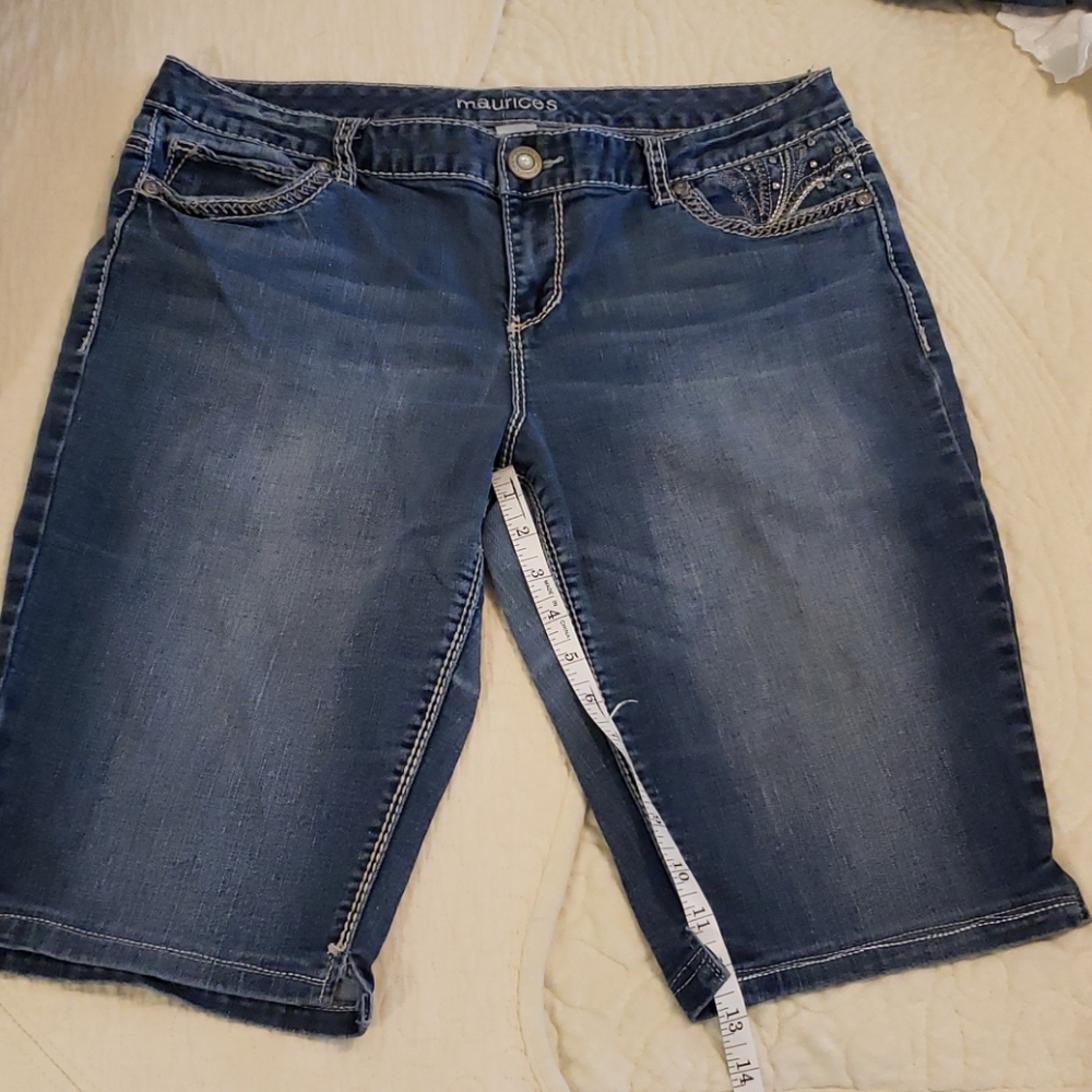 Maurice's shorts